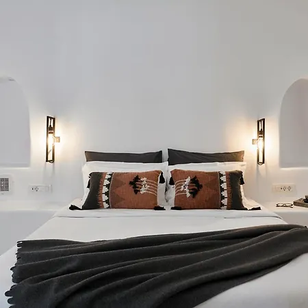 Villa Blue Art Caves à Oia  Extérieur photo