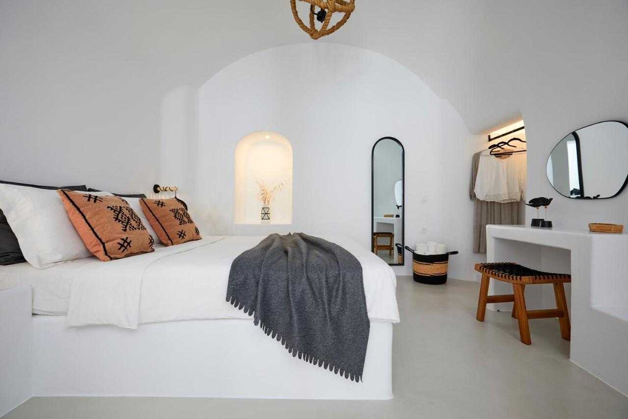 Blue Art Caves Villa Oía